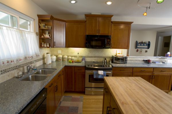 Cherry Cabinet Remodeling in Elk Grove